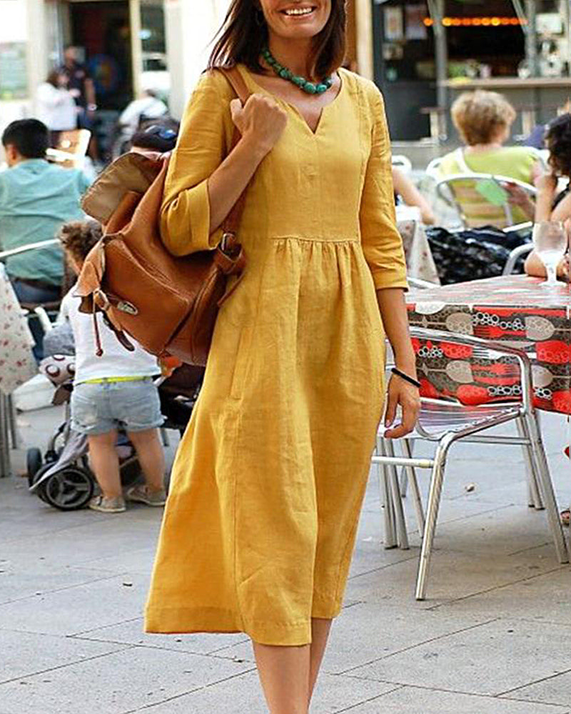 Elegant women's tunic dress for any occasion. Comfortable, stylish, and flowy design, perfect for day or evening.