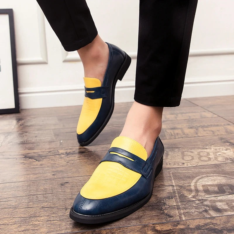 Detail of the secure grip on the non-slip sole of stylish women's shoes, designed for maximum comfort and safety.
