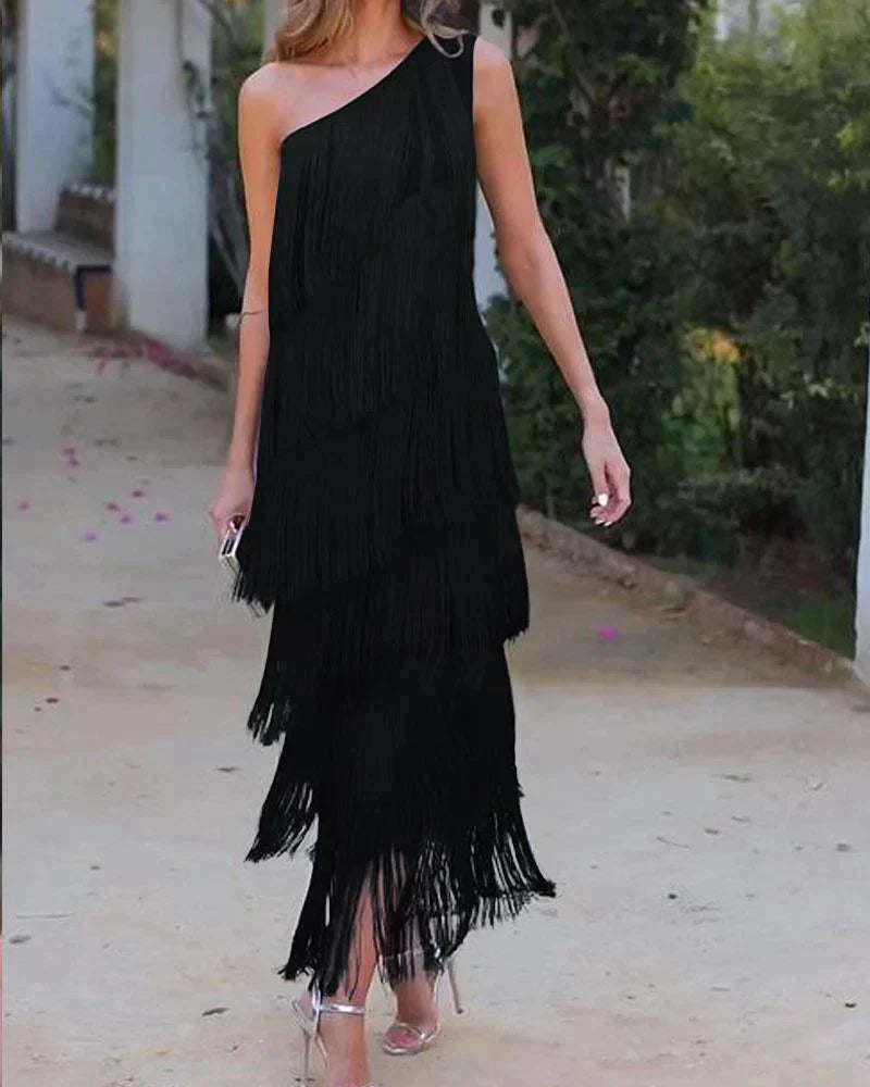 Women's elegant dropped shoulder dress. A comfortable, long maxi style perfect for any occasion.