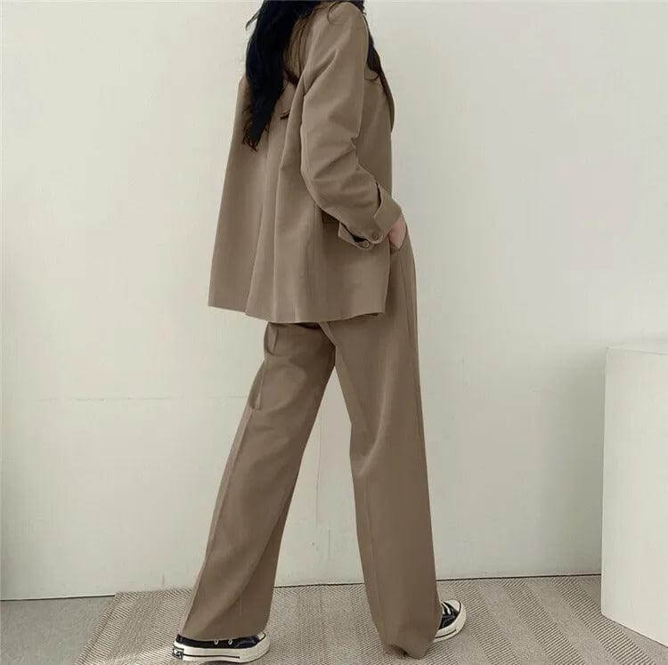 Women's Tailored Blazer and Straight-Leg Pants Set