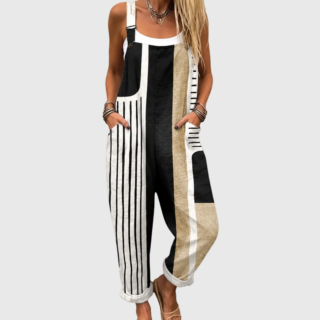 Women's comfortable patchwork overalls jumpsuit with adjustable straps & side pockets for a casual chic style.