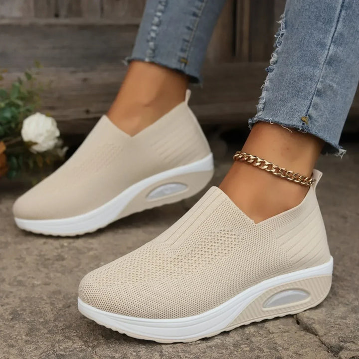 Soft, breathable orthopedic shoes for women, ensuring all-day comfort and effective pain relief.