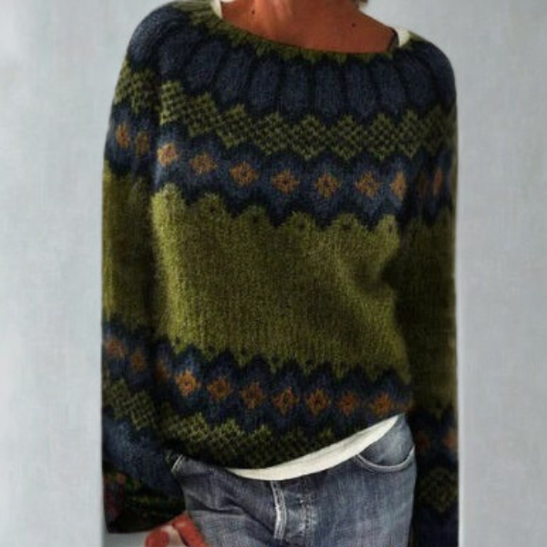 Women's vintage-style jumper, cozy multi-color knit. Perfect retro fashion for comfortable autumn wear.