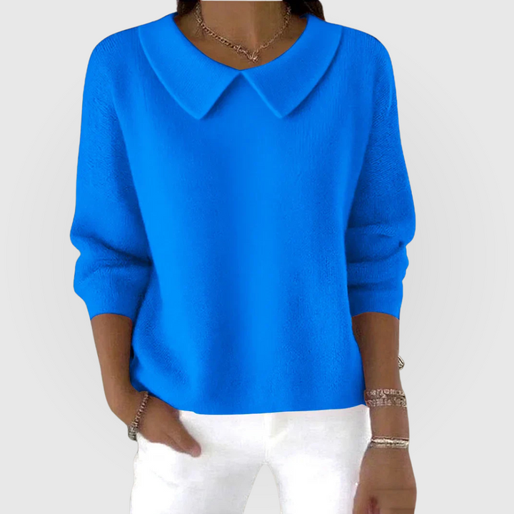 Elegant green women's jumper, soft feel, relaxed fit for seasonless fashion and casual wear.