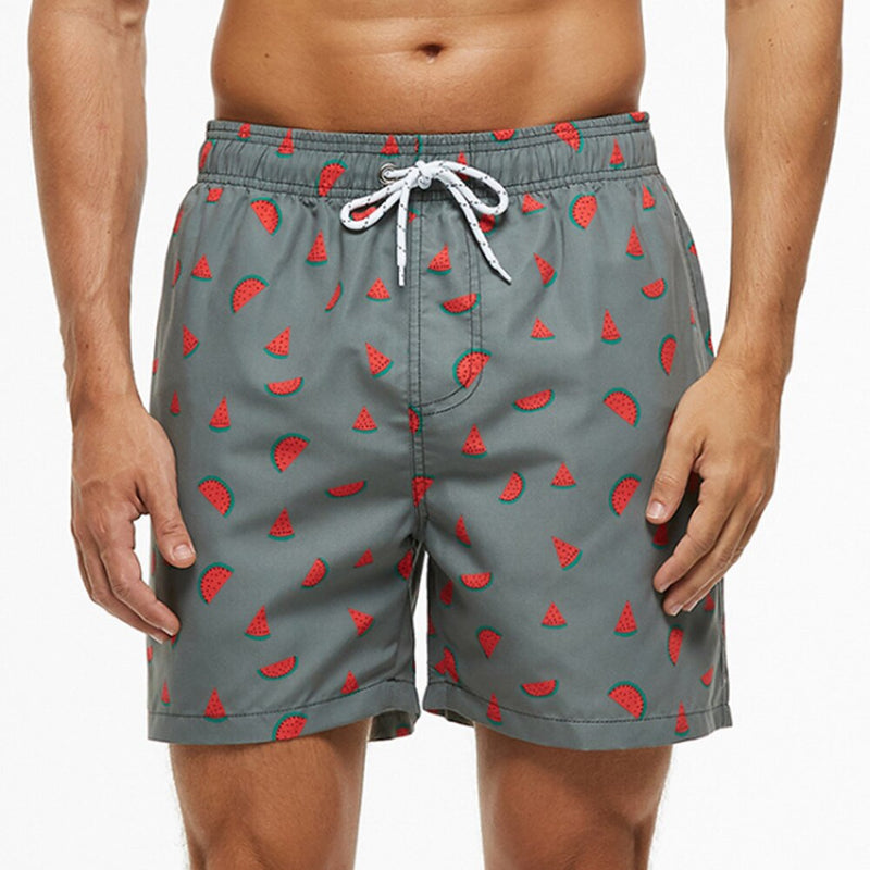 Men's beachwear: casual, stylish swim shorts for ultimate comfort and quick drying.