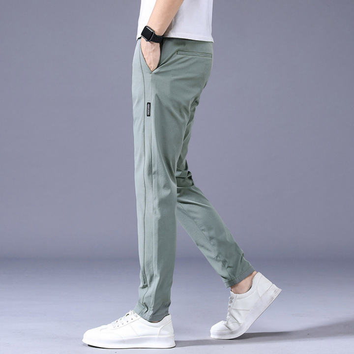Men's Everyday Comfort Stretch Trousers in a neutral color, perfect for casual and modern men's style.