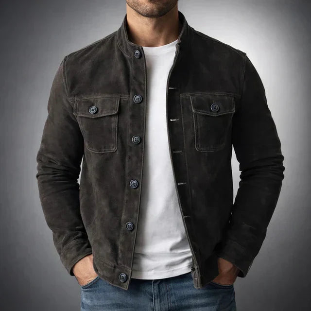 Elegant men's classic pocket jacket. Timeless design with a tailored fit for refined outerwear.