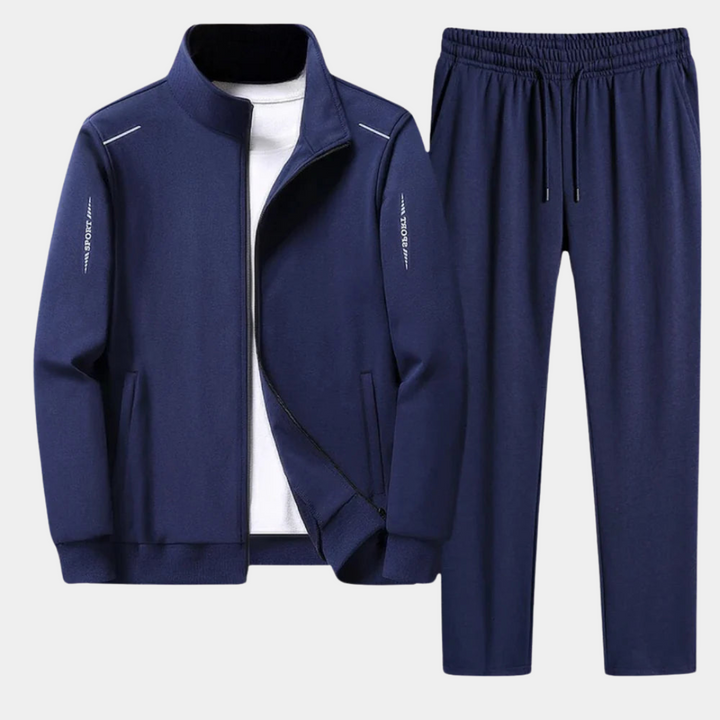 Comfortable men's activewear set: modern hoodie & sweatpants. Great for athletic activities, daily wear, or relaxed comfort.