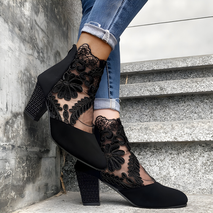 Elegant DOROTHY women's dress heels providing stylish comfort with breathable design & orthopaedic arch support.