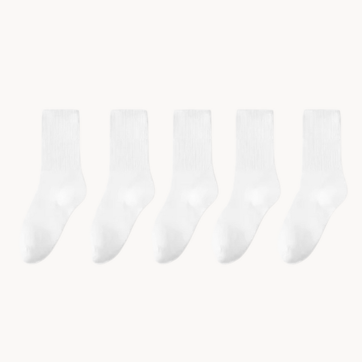 Moisture-wicking unisex cushioned socks with arch support for dry, comfortable feet.