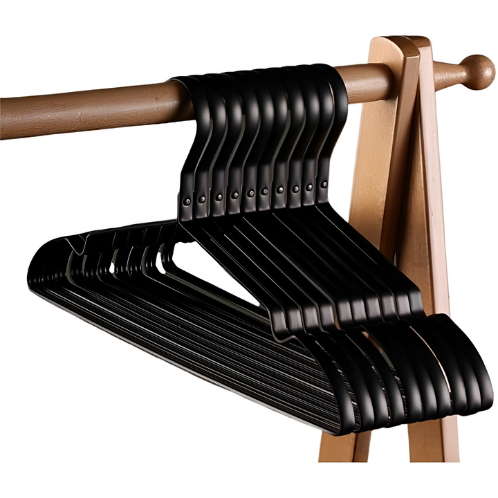 Space-saving durable anti-slip coat hangers. Ideal for maximizing closet space & organizing your wardrobe efficiently.
