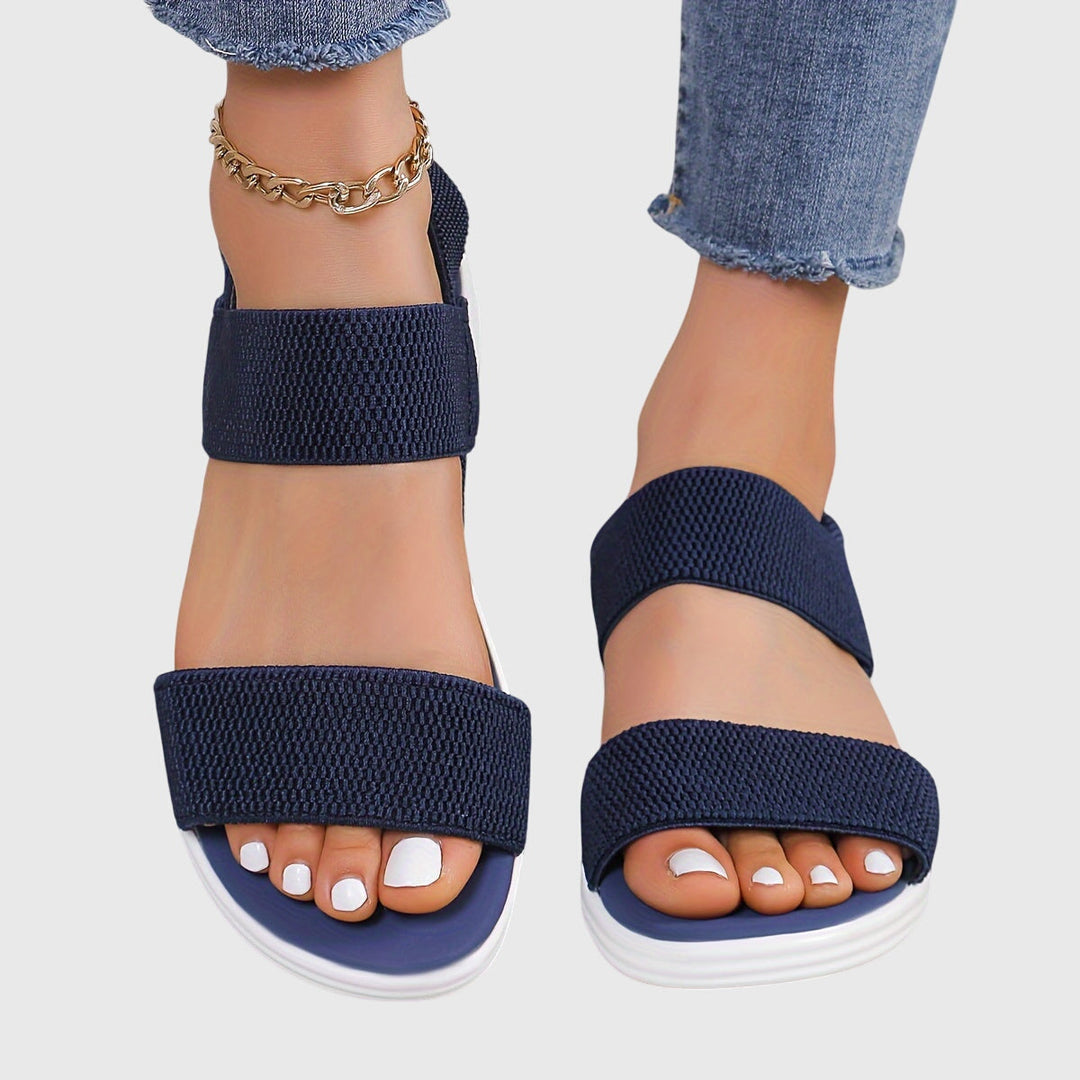 Lightweight orthopedic women's sandals, ideal for daily comfort, foot health, and summer.