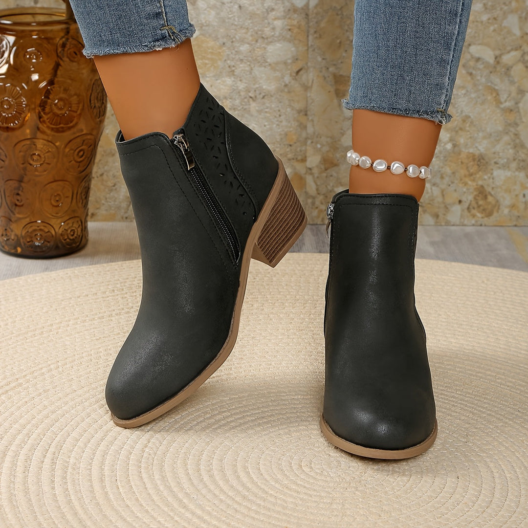 Women's supportive orthopaedic footwear with a comfortable design, perfect for long walks and daily use.