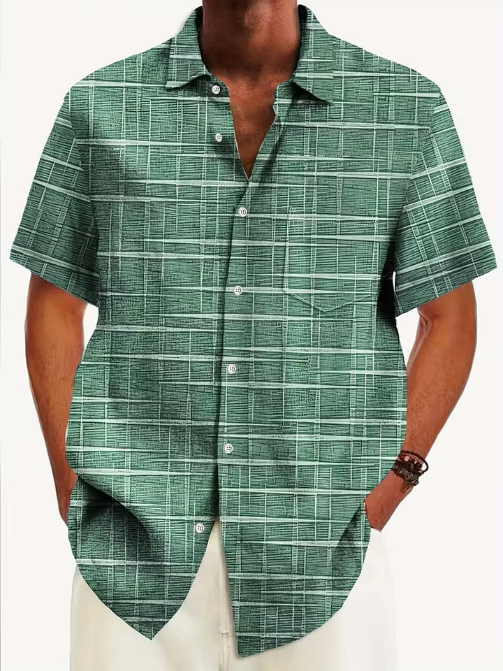 Men's classic button-up short sleeve summer shirt, perfect for casual wear, holidays, or beach outfits. Relaxed fit.