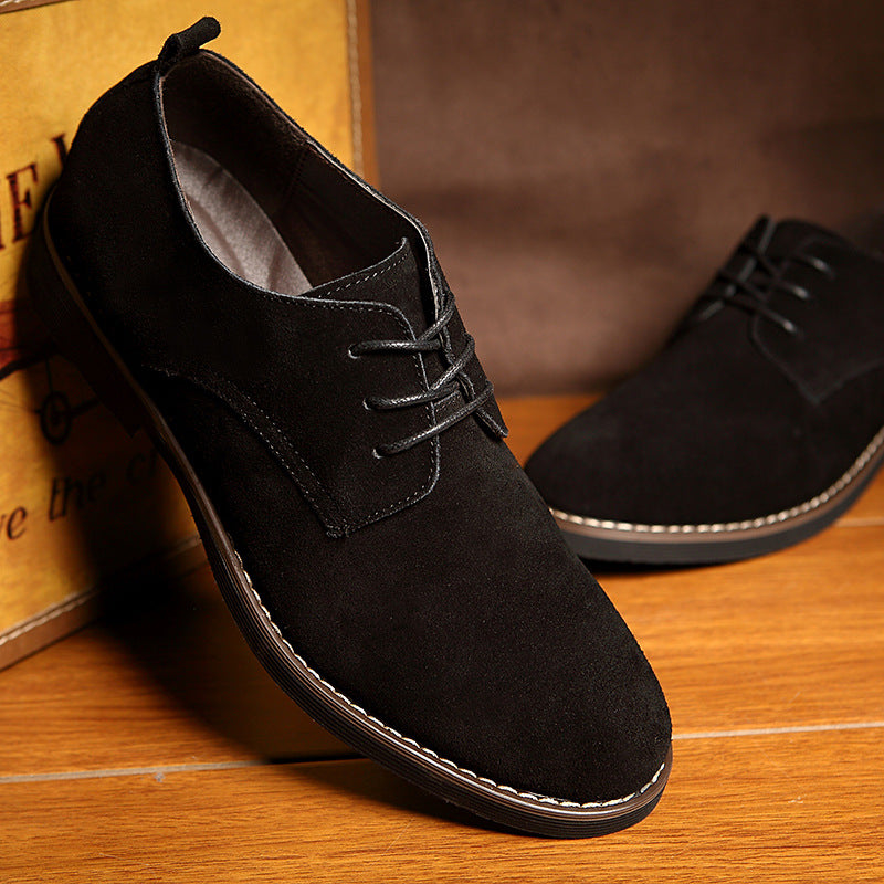 Sophisticated brown men's lace-up dress shoes, ideal for business & formal wear. Comfortable, classic style men's fashion.