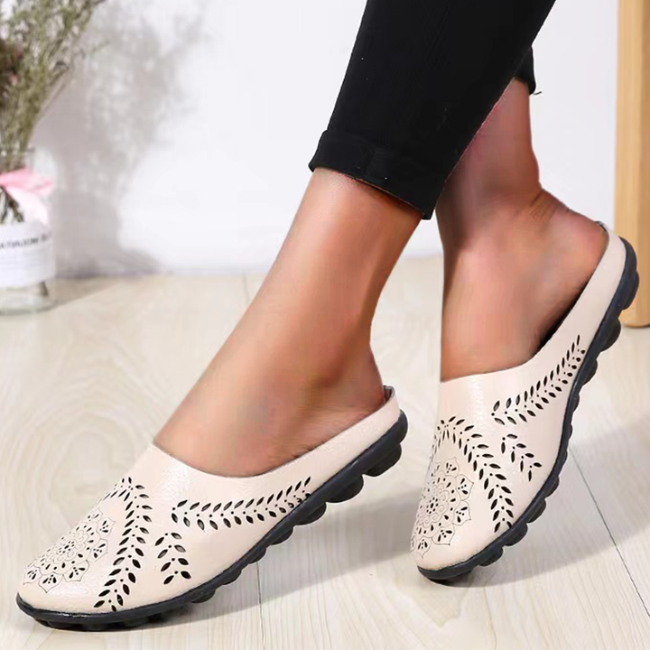 Comfortable women's clogs offering superior arch support & foot pain relief for active lifestyles.