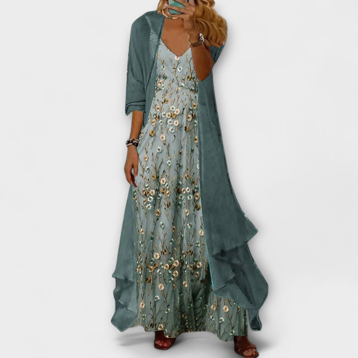 Versatile women's coordinated two-piece maxi dress set, ideal for beach style, summer fashion, or resort.