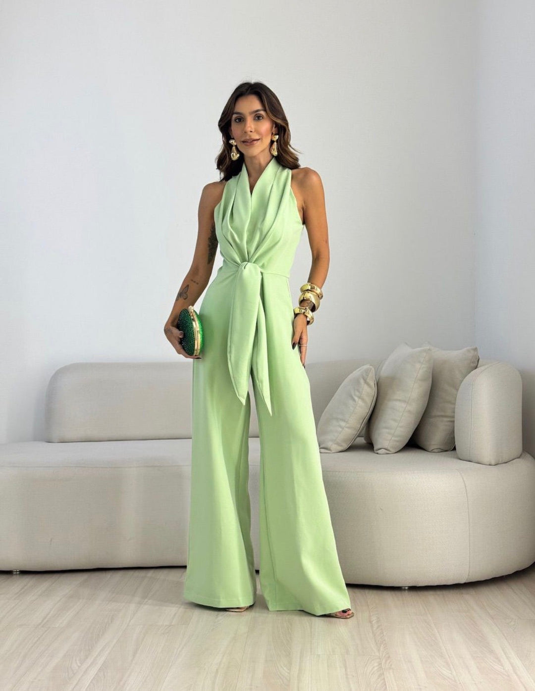 Elegant women's flowing jumpsuit, perfect for sophisticated evening wear and parties.