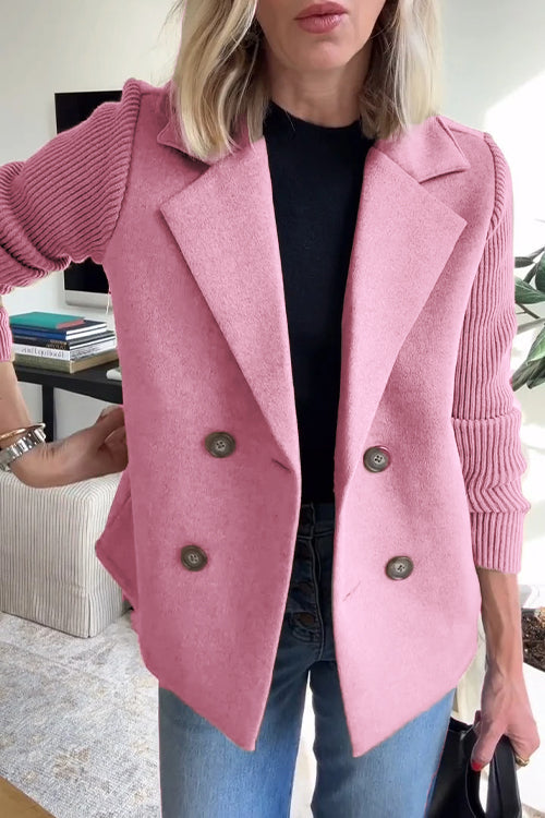 Double-breasted women's blazer for a sophisticated look. Elegant tailored jacket, ideal for office & versatile style.