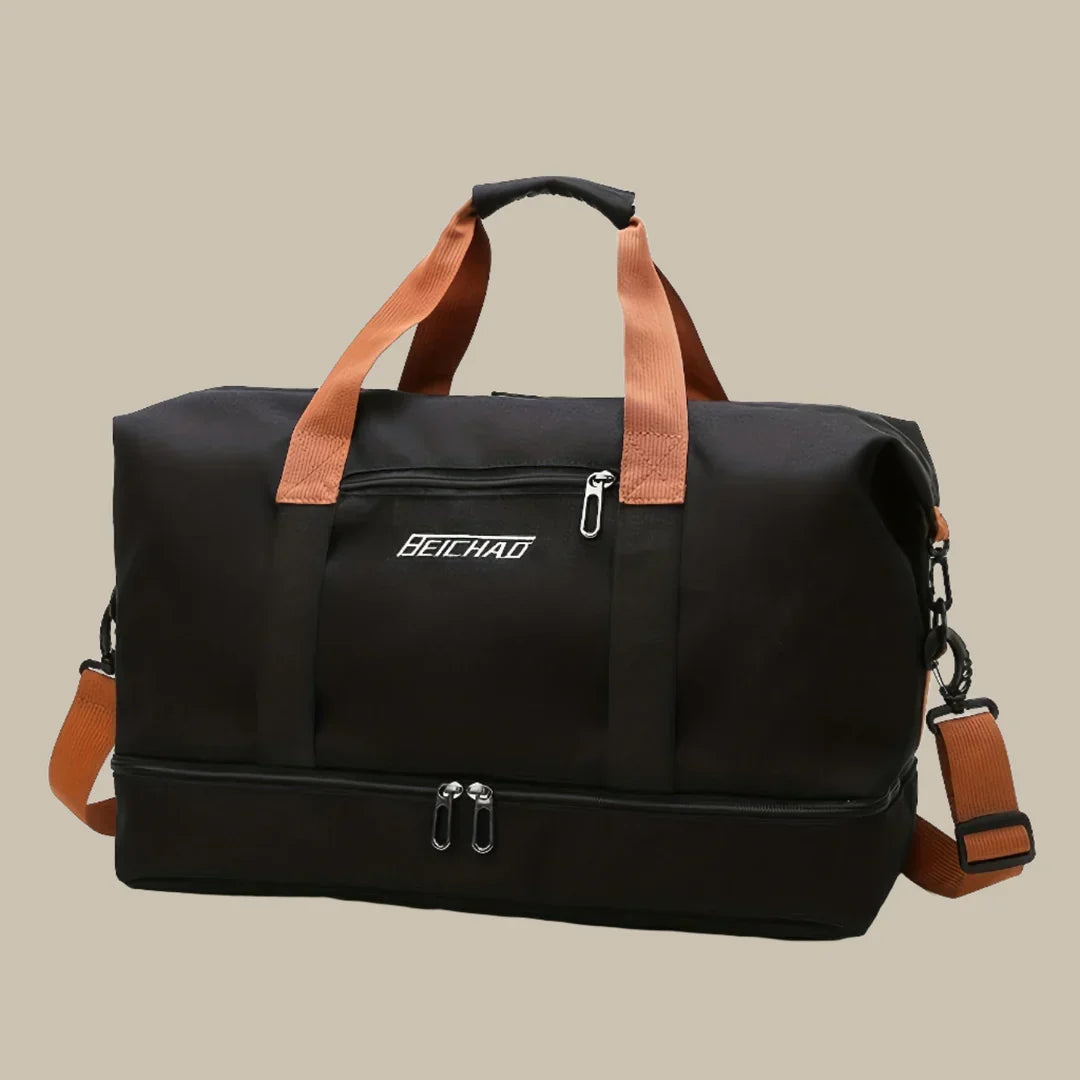 Spacious men's weekend duffel bag, perfect for short trips. Features multiple compartments for organization.