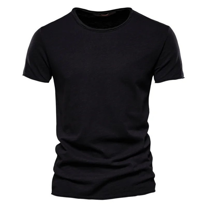 Stylish and comfortable men's shirt, perfect for everyday wear. A versatile classic for men's fashion.