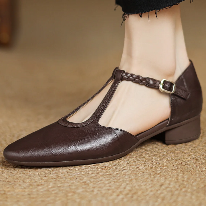 Soft black leather Mary Jane comfort flats, women's vintage style with a low heel, ideal for daily wear.