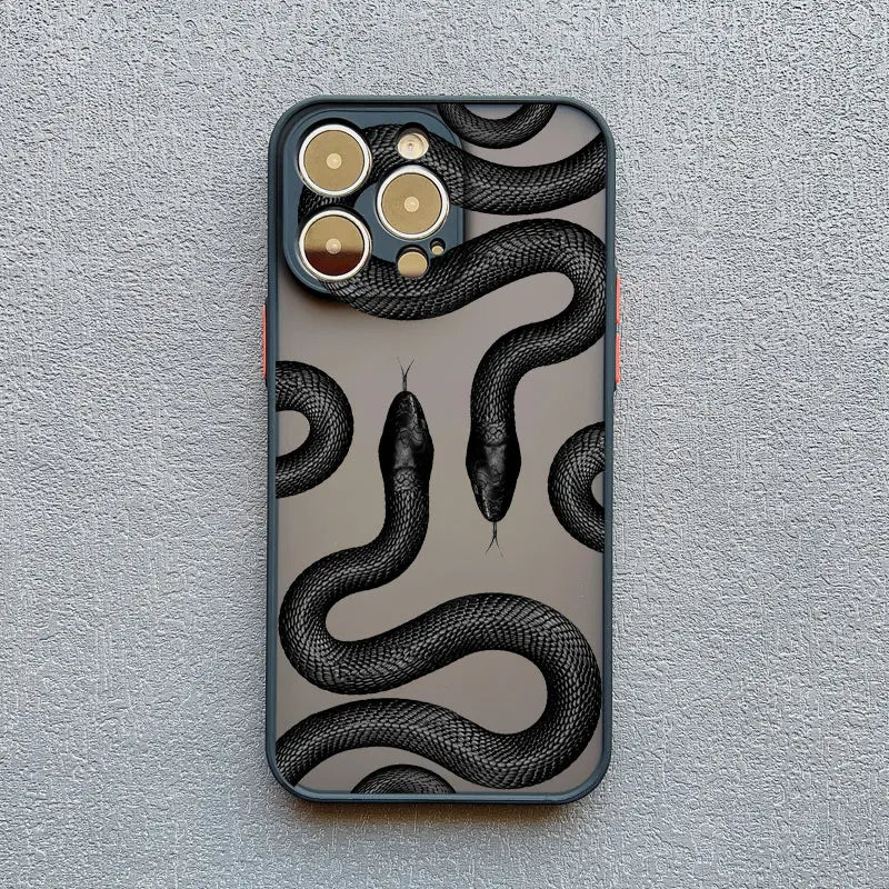 Premium snake skin phone accessory, featuring a sleek design and advanced shock-absorbing technology.