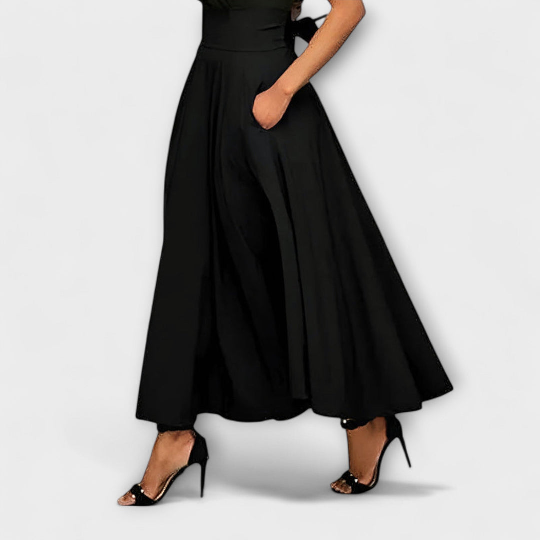 Elegant women's maxi skirt, perfect for evening wear & formal occasions. Flowy & chic fashion statement.