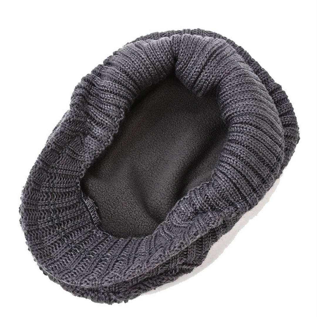 Beige textured unisex flat cap, a versatile all-season hat for outdoor fashion & casual style.