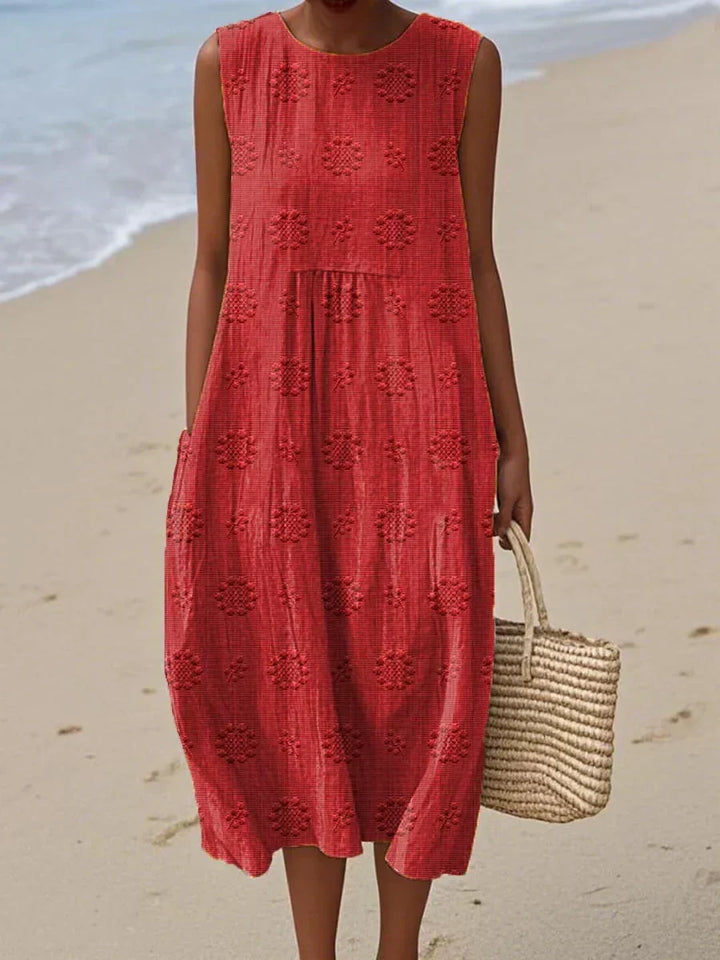 Effortless women's round neck midi dress, sleeveless and flowy for ultimate comfort and versatile everyday style.