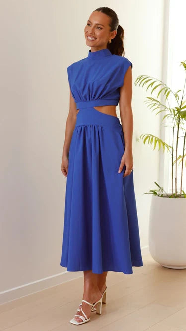 Sophisticated pleated midi dress for women, perfect as a flowing party dress or elegant summer wear.