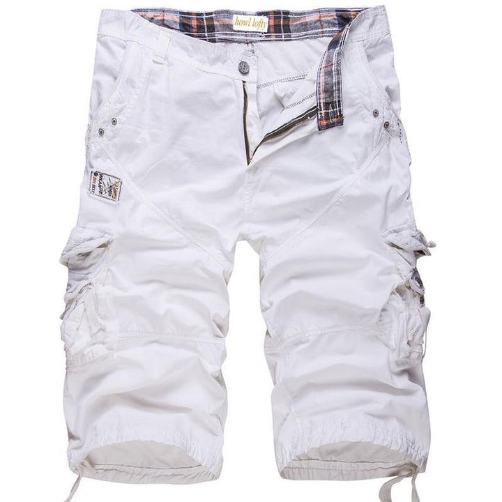 Men's stylish army cargo shorts, offering comfort & freedom for active casual wear or outdoor exploration.