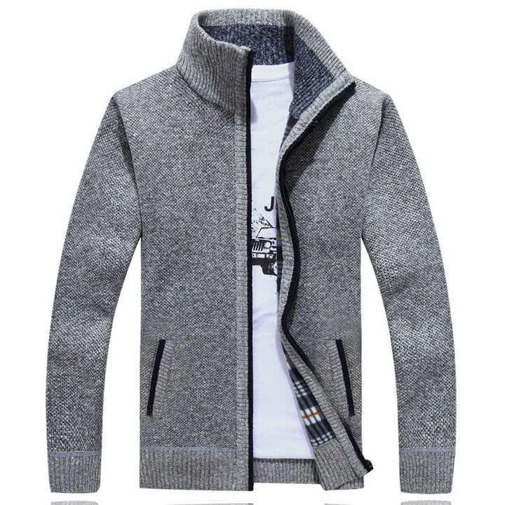 Versatile men's cozy jacket, full-zip design for casual outerwear & essential winter layering.