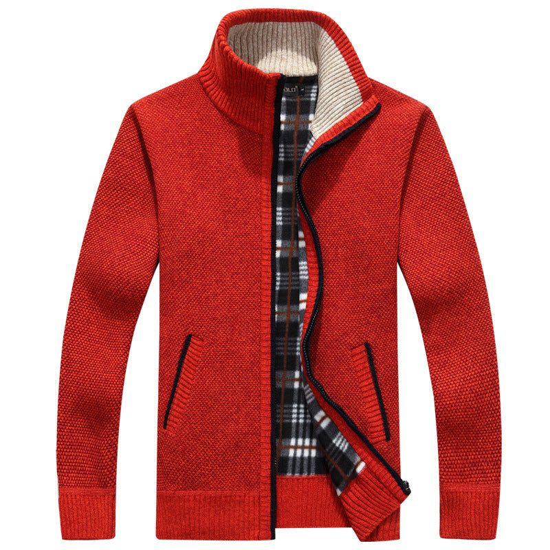 Cozy men's full-zip jacket, a comfortable and versatile piece for casual and winter fashion.