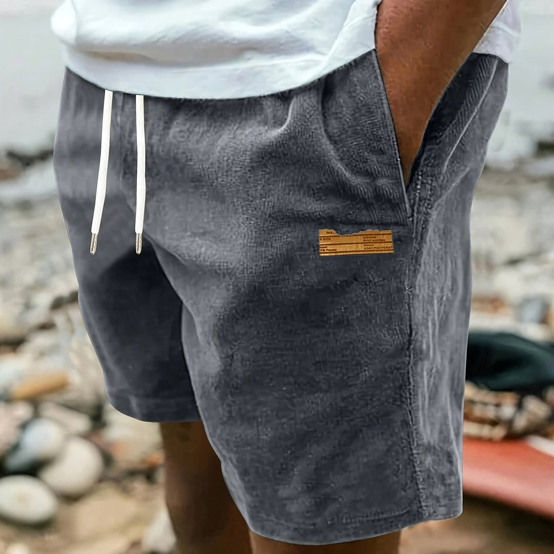 Comfortable men's loungewear shorts, relaxed fit, drawstring waist for easy everyday style.