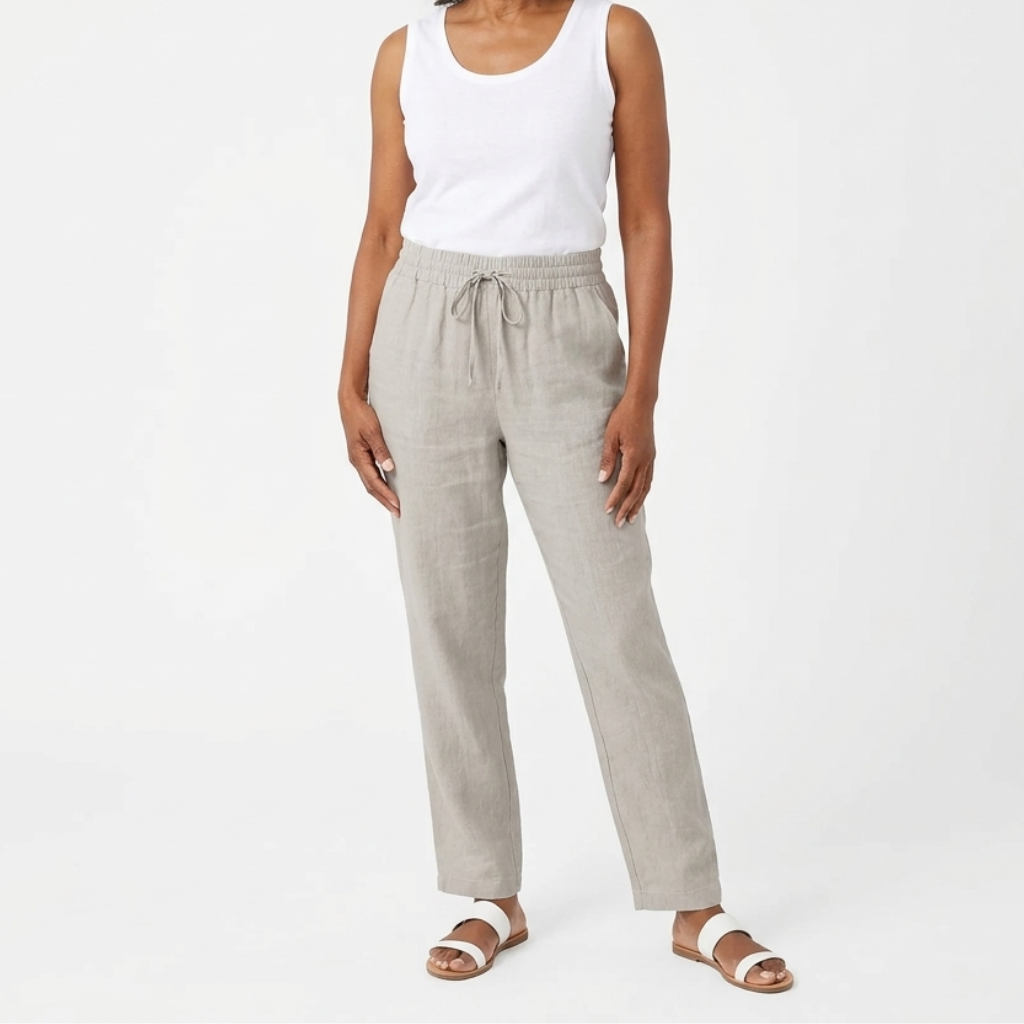 Stylish women's cropped trousers, elastic waist, wide leg for a comfortable & versatile summer outfit.