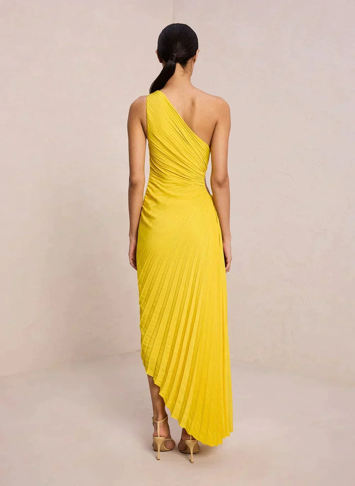 Glamorous pleated midi dress, one-shoulder design, women's wedding guest attire.