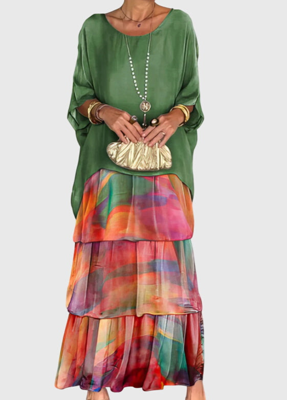 Summer fashion: Women's elegant flowing maxi dress, breathable, comfortable & stylish.