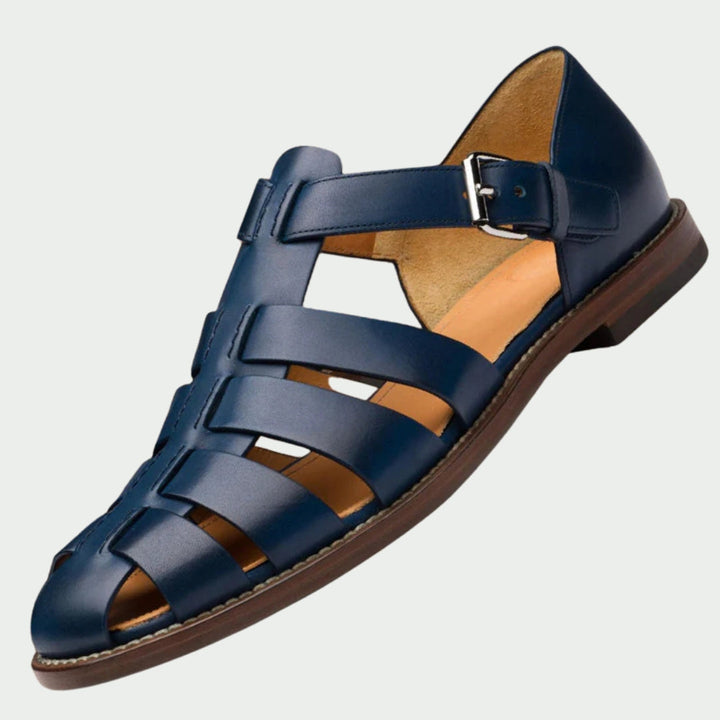 Classic men's black flat gladiator sandals, designed for ultimate summer comfort and versatile casual wear.