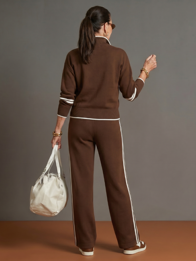 Versatile women's loungewear set: a sleek zip neck top & comfy wide leg trousers.
