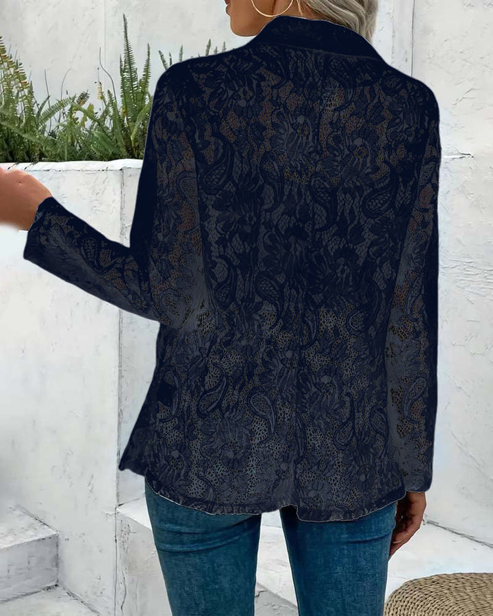 Effortlessly stylish women's elegant coat, long sleeve, with a delicate floral lace lapel collar.