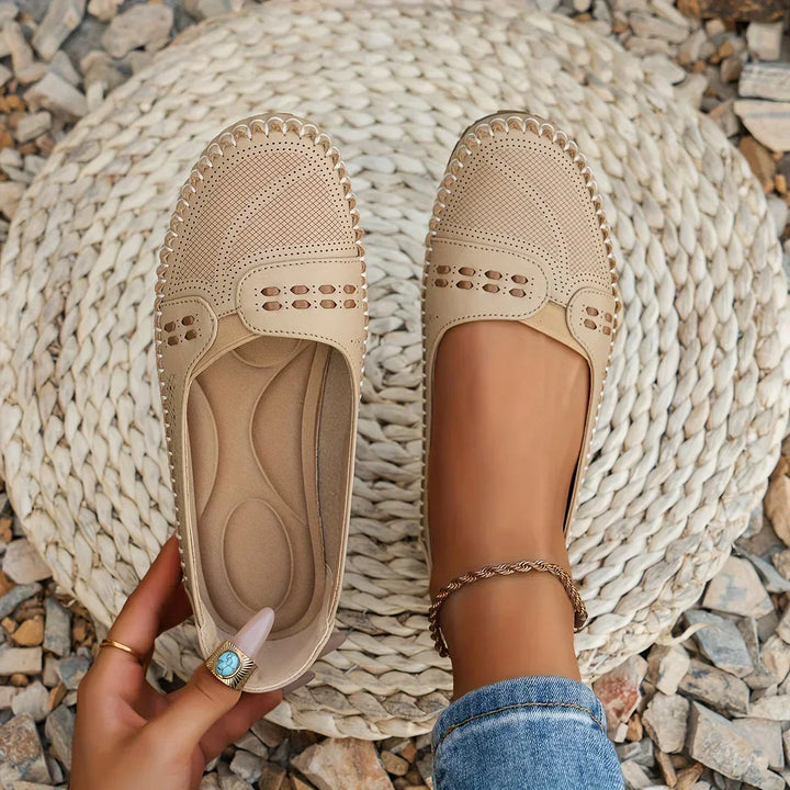 Women's stylish orthopaedic shoes, offering all-day comfort & supportive arch support.