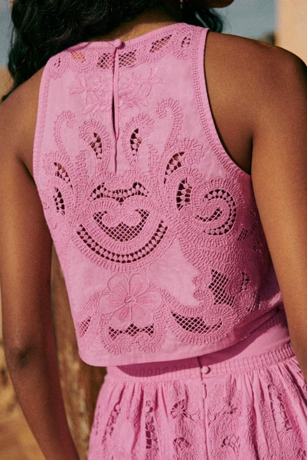 Sophisticated women's embroidered two-piece set. Chic matching outfit, ideal for elegant resort & summer holiday wear.