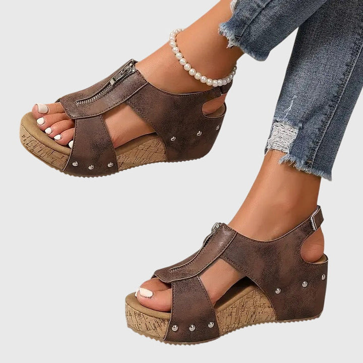 Women's orthopaedic sandals with excellent arch support, comfort, and wide fit for all-day pain relief.