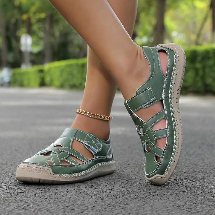Sola women's travel sandals, comfortable & light for long summer days.