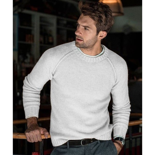 Everyday men's casual knitwear, a versatile long sleeve crew neck sweater for all seasons.