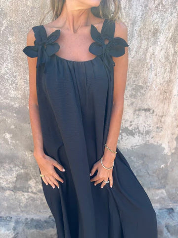 Stylish women's party maxi dress with elegant bow straps & U-neck, perfect for a sophisticated summer event.