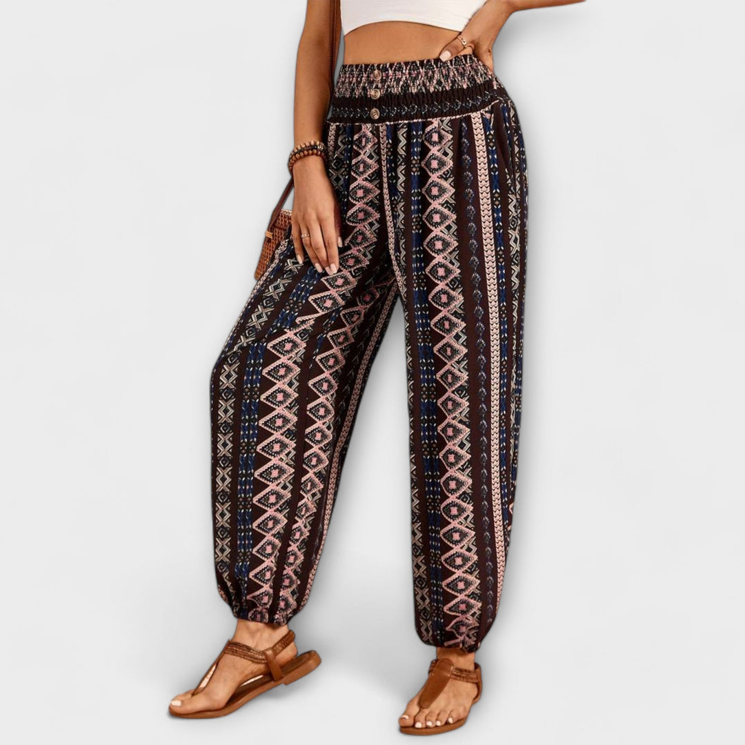 Versatile women's graphic print trousers, comfortable for any casual or elegant occasion.