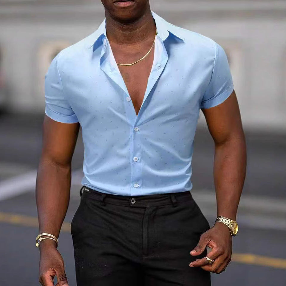 Casual men's printed short-sleeve shirt, ideal for all-season wear, offering comfort and modern men's fashion.