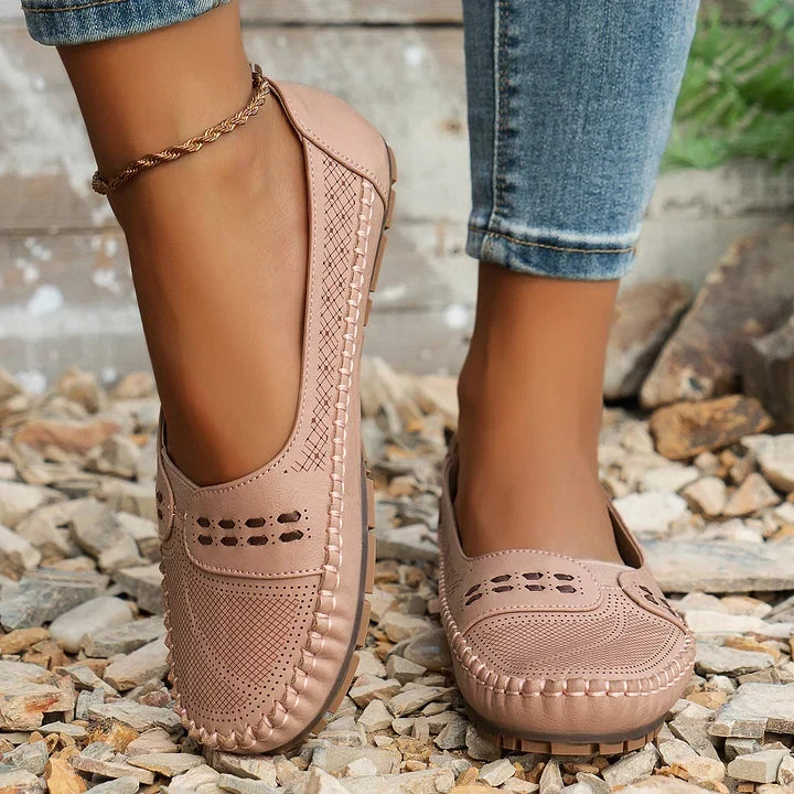 Casual women's orthopaedic walking shoes, designed for ultimate comfort & stability.